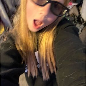 Meet your Posher, Marrianne